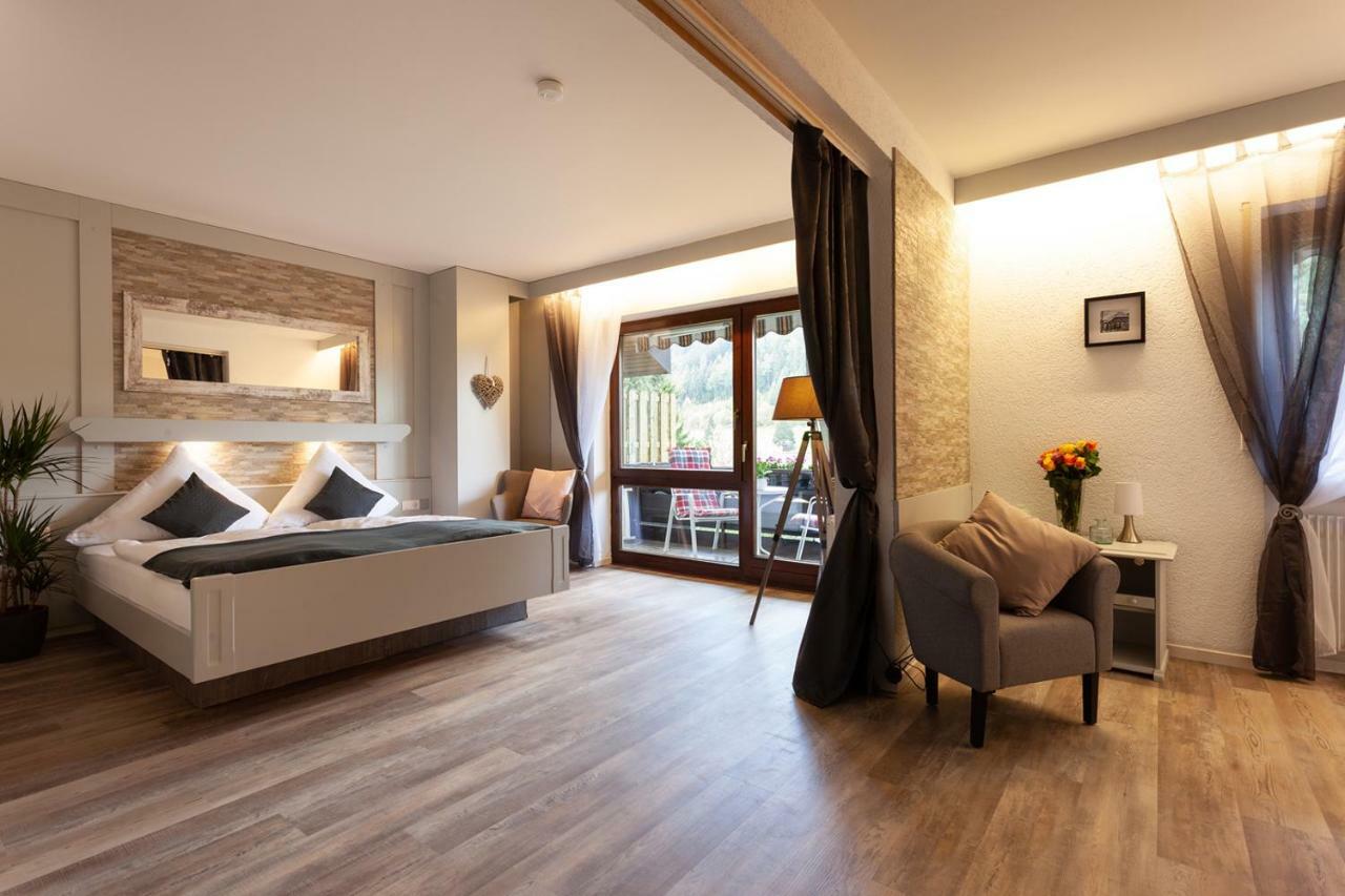 Hotel Petra Baiersbronn Kültér fotó